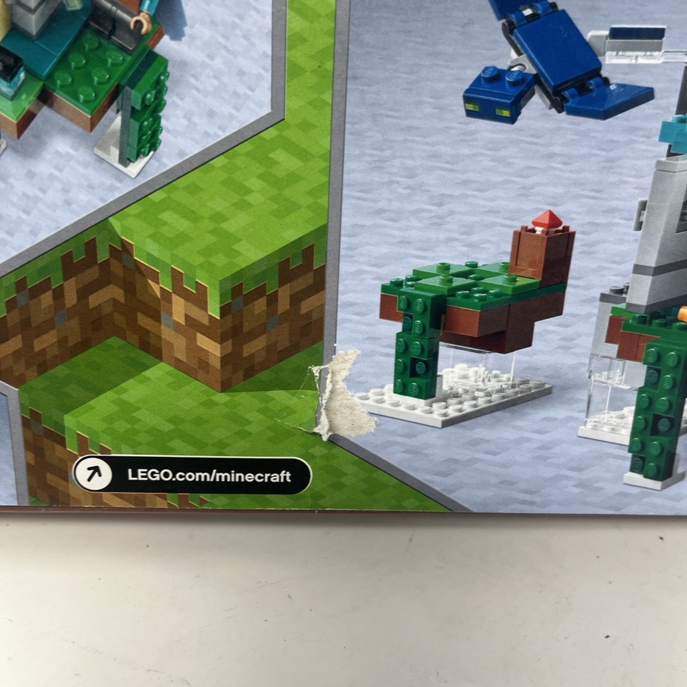 LEGO Minecraft: The Sky Tower (21173) New Sealed Damaged Box - Picture 7 of 7
